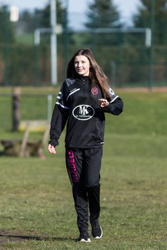 Bild 195 - C-Juniorinnen SV Steinhorst/Labenz - TSV Friedrichsberg-Busdorf : Ergebnis: 5:0